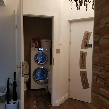 Luxury Apartman Apartament *